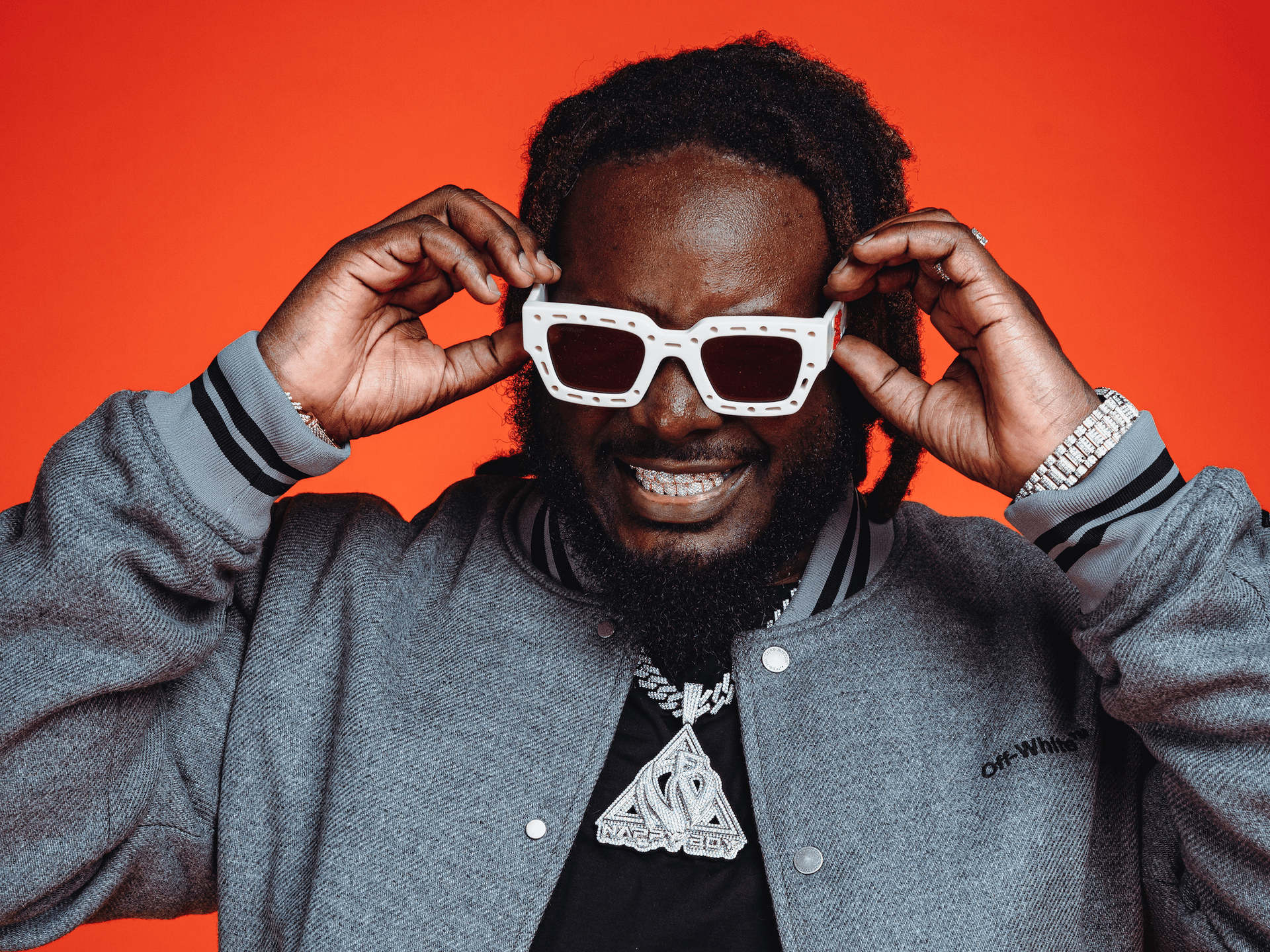 T-Pain Mixes Drinks for the Metaverse